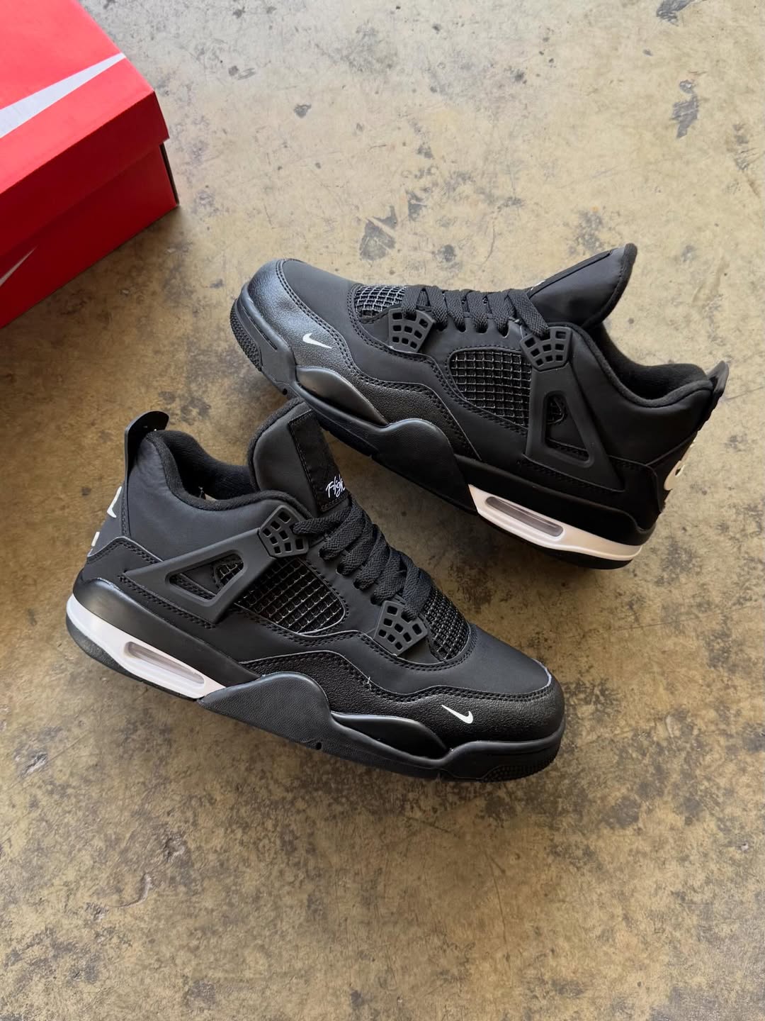 Jordan Retro 4 Nygel Black