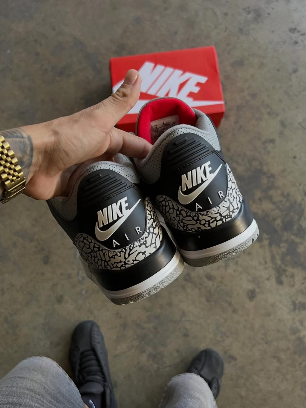 Jordan Retro 3 "Black Cement"