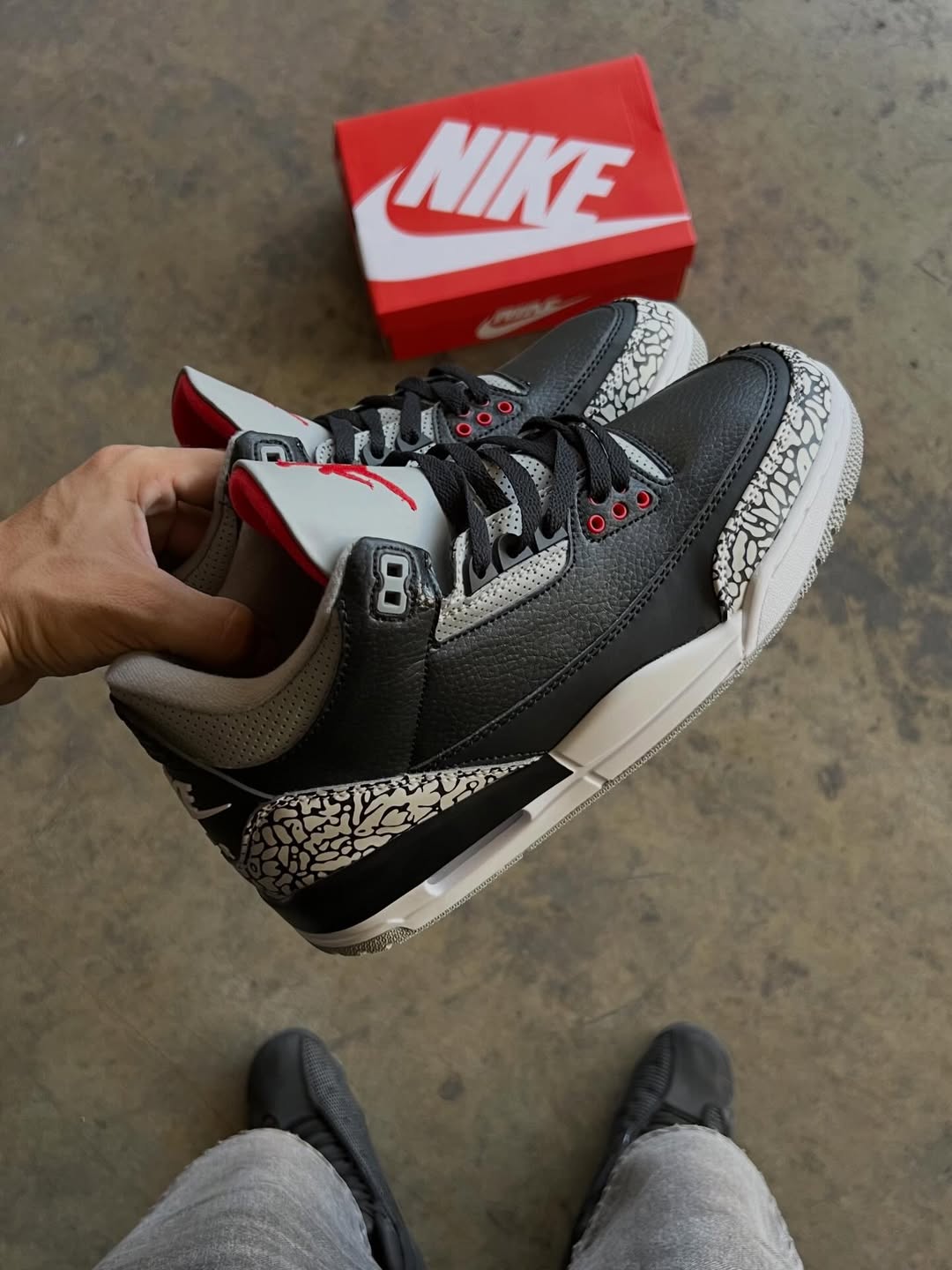 Jordan Retro 3 "Black Cement"